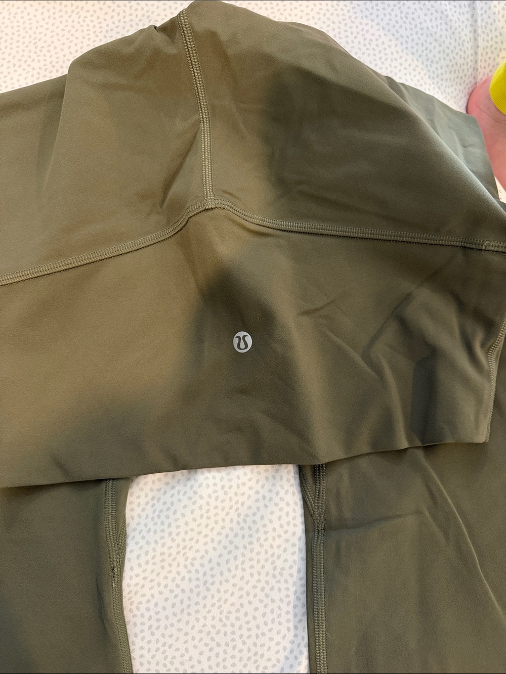 lululemon athletica Men’s Olive Jogger Pants